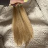Cheveux blonds naturels européens