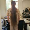 entre 70 et 75cm de cheveux chatain en bon état!!